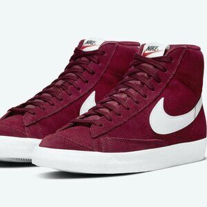 Nike Blazer Mid '77 Suede: Team red